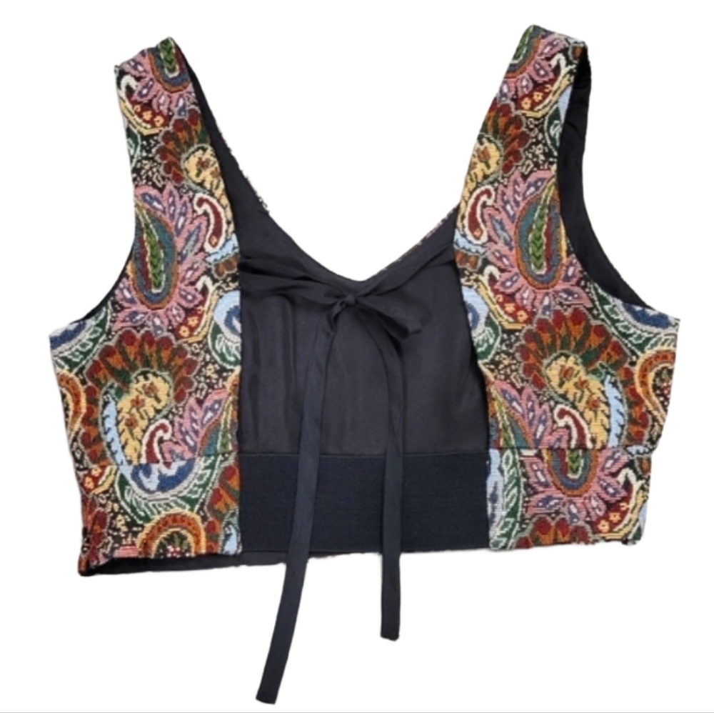 Forever 21 Paisley Crop Top Size Medium - Picture 2 of 7